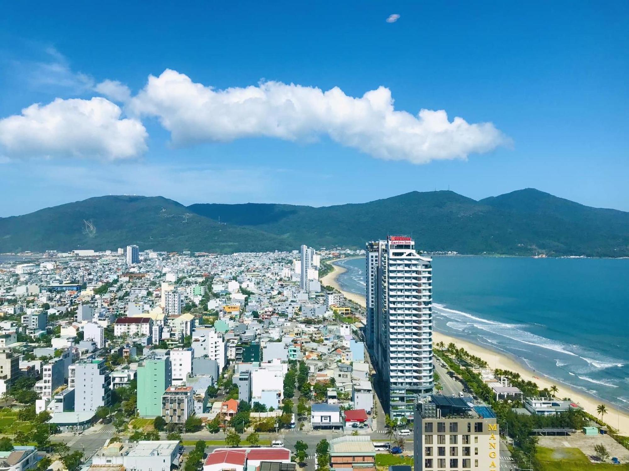 Luxury Apartment - Rooftop Swimming Pool - Beach Front - Hinata Apartment Da Nang Exterior foto