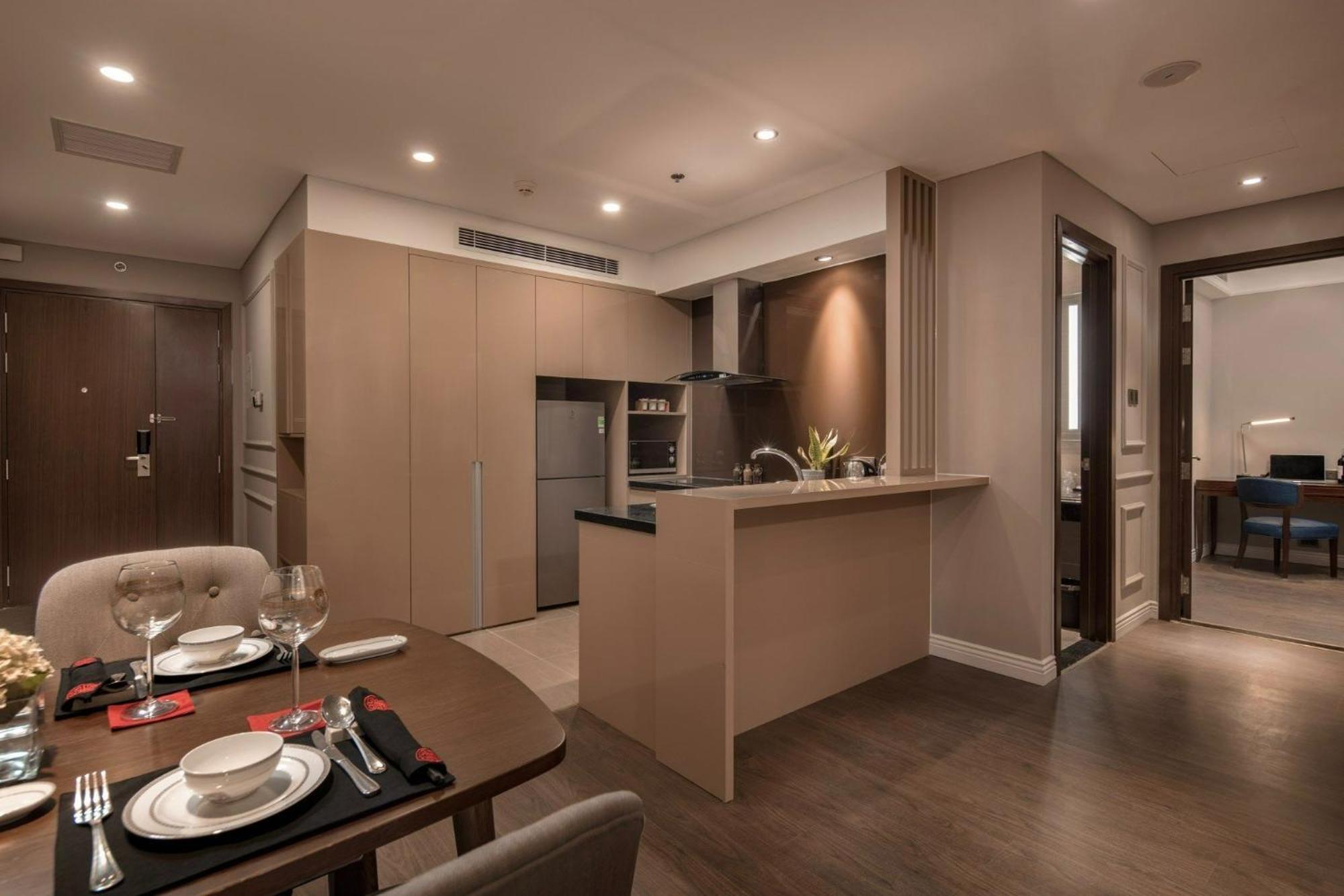 Luxury Apartment - Rooftop Swimming Pool - Beach Front - Hinata Apartment Da Nang Exterior foto